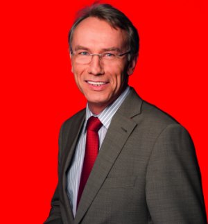 Prominenter Besuch wird am Freitag am SPD-Stand auf dem Wochemarkt erwartet: Bernhard Daldrup (Bundestagskandidat)